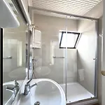 旅馆 Residencial Moderna 托里什韦德拉什