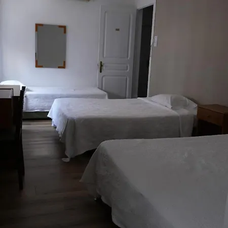 旅馆 Residencial Moderna *