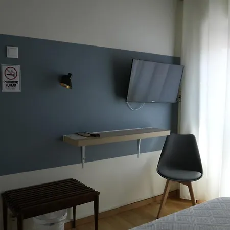 Hostel Residencial Moderna *