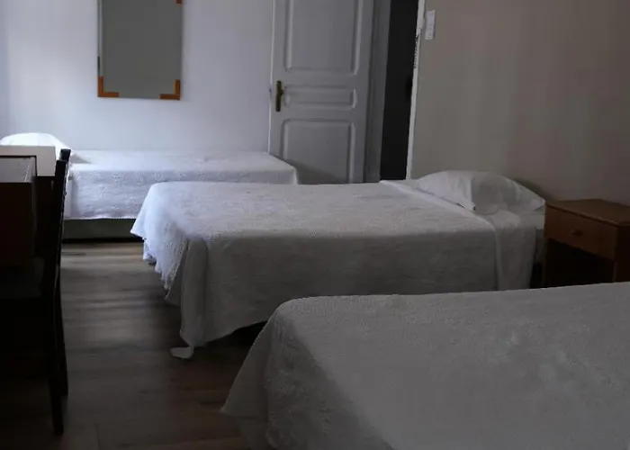 Хостел Residencial Moderna *