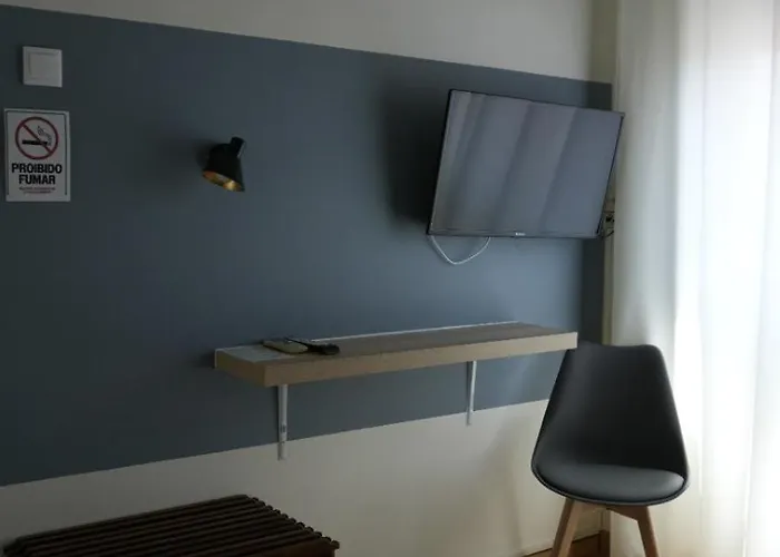 Хостел Residencial Moderna *